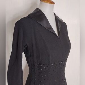 TRUE VINTAGE CREPE WIGGLE DRESS